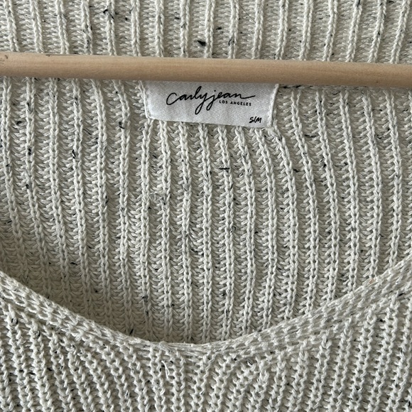 Carly Jean Los Angeles Rhea Sweater - Picture 2 of 4